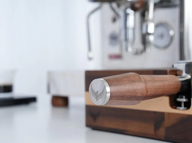 KNODOS Bottomless Portafilter | Rosewood / Walnut / Maple - Image 15